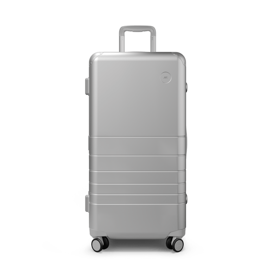 Silver Scaled | Front view of Hybrid Trunk in Silver