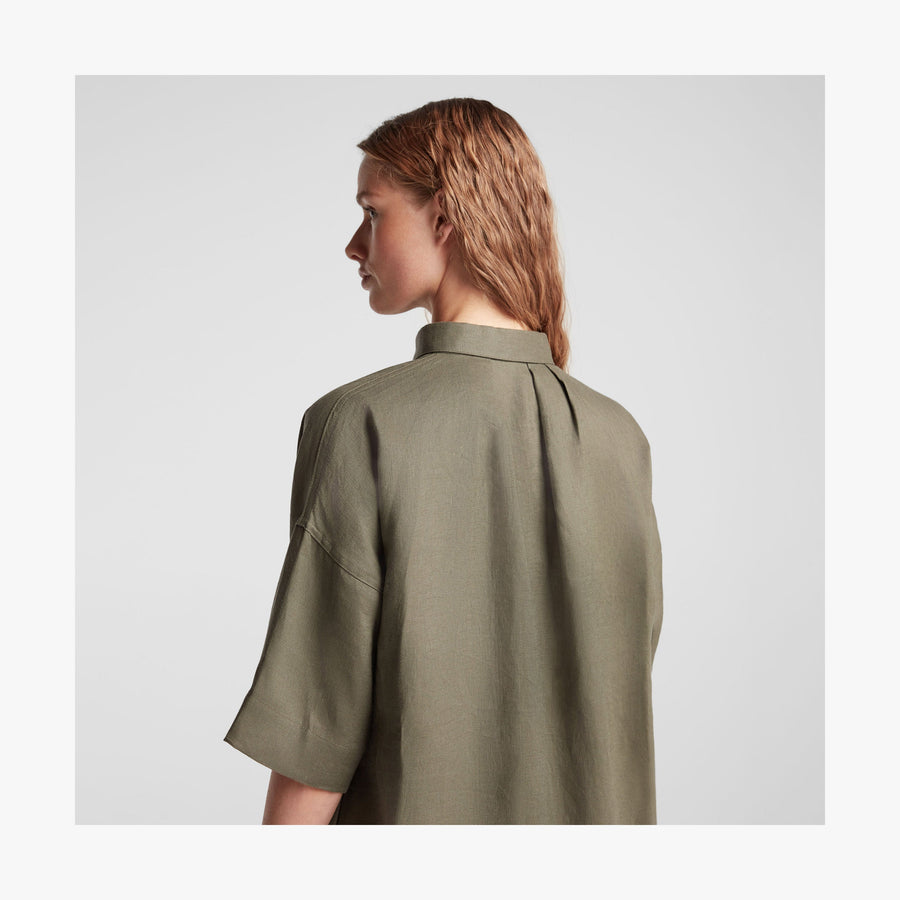 Dune Grass | Shoulder view of Algarve Shirt Dress in Dune Grass