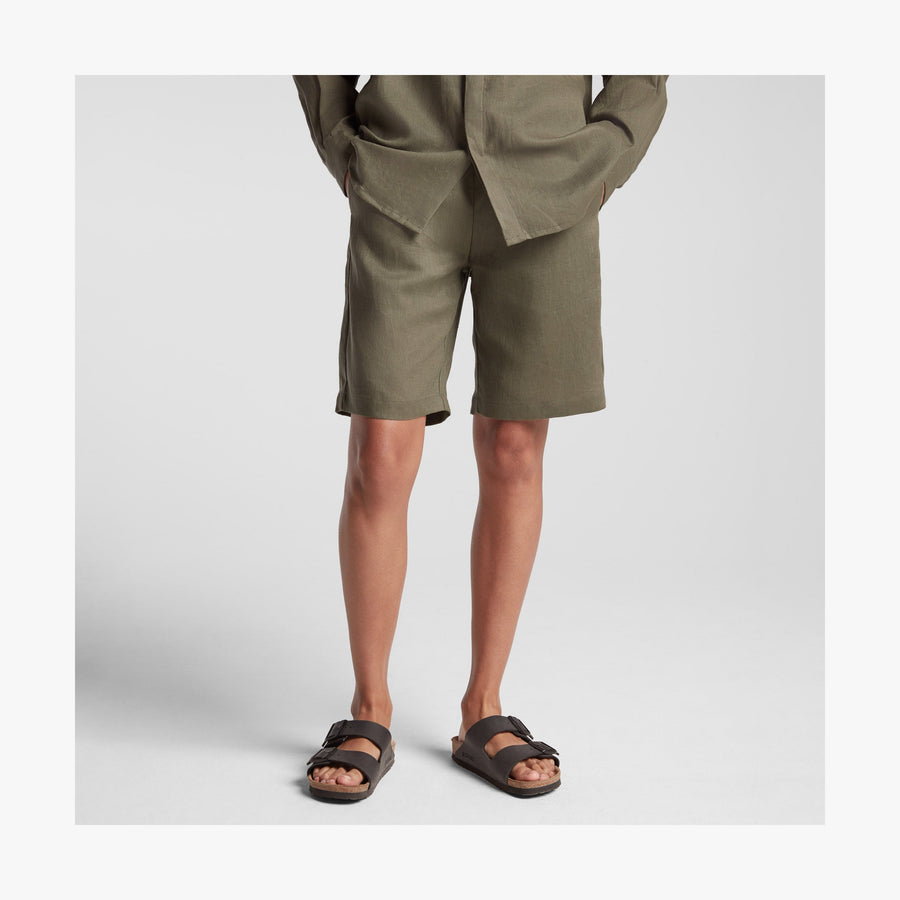 Dune Grass | Front view of Algarve Shorts in Dune Grass