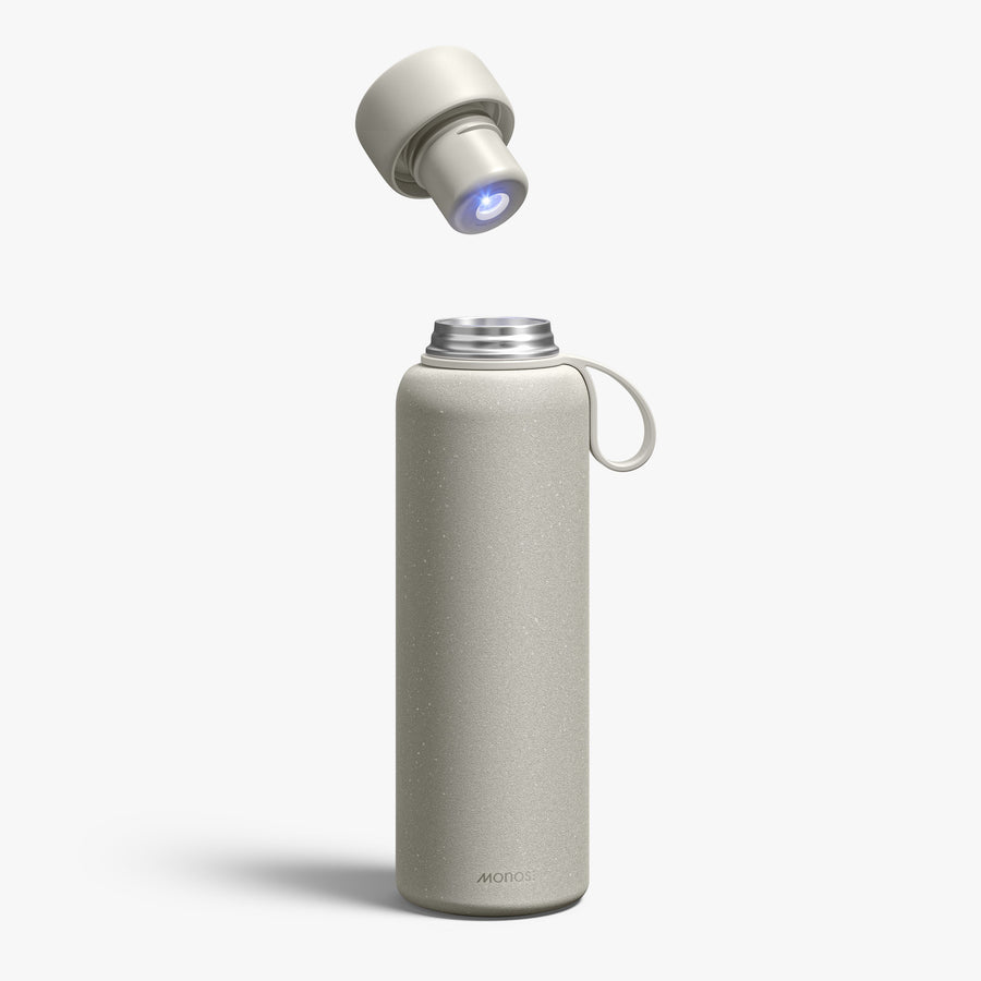 500 mL / Castle Rock | View of UVC light and lid of 500 mL Kiyo UVC Bottle in Castle Rock