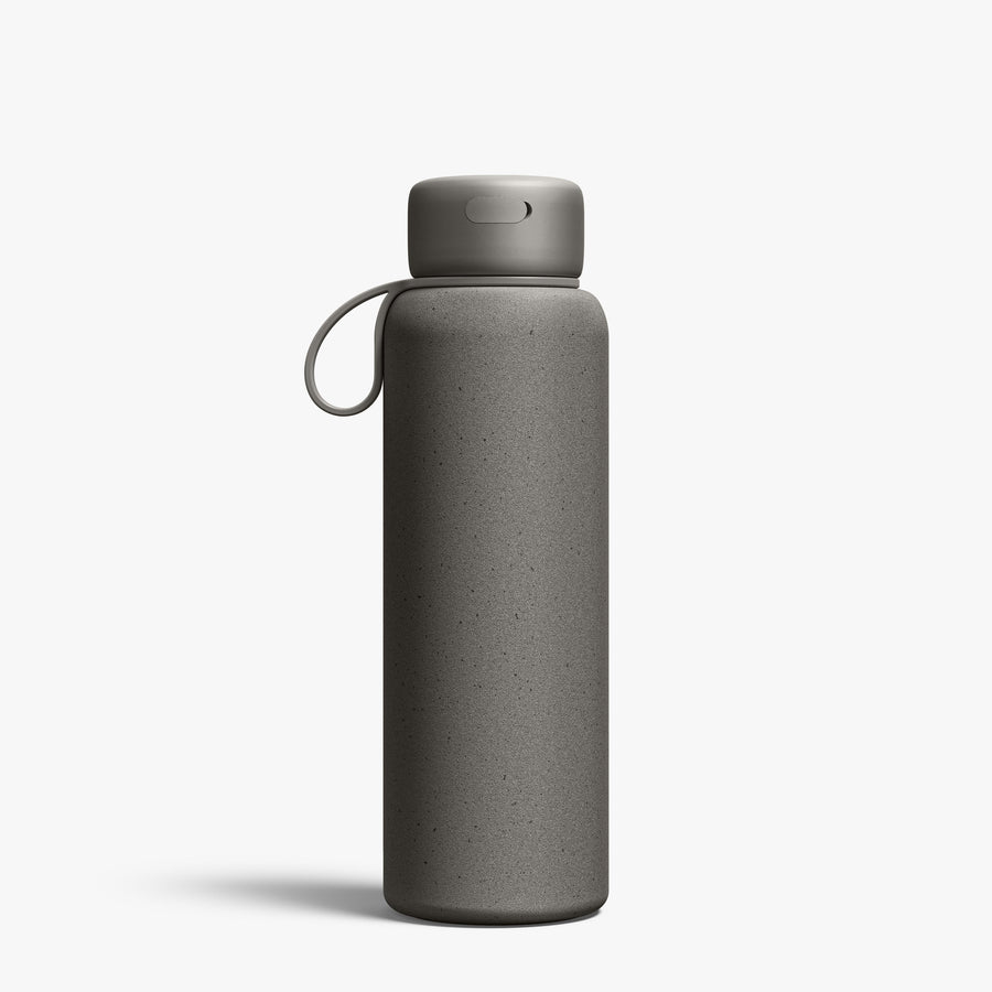 500 mL / Graphite | Back view of 500 mL Kiyo UVC Bottle in Graphite