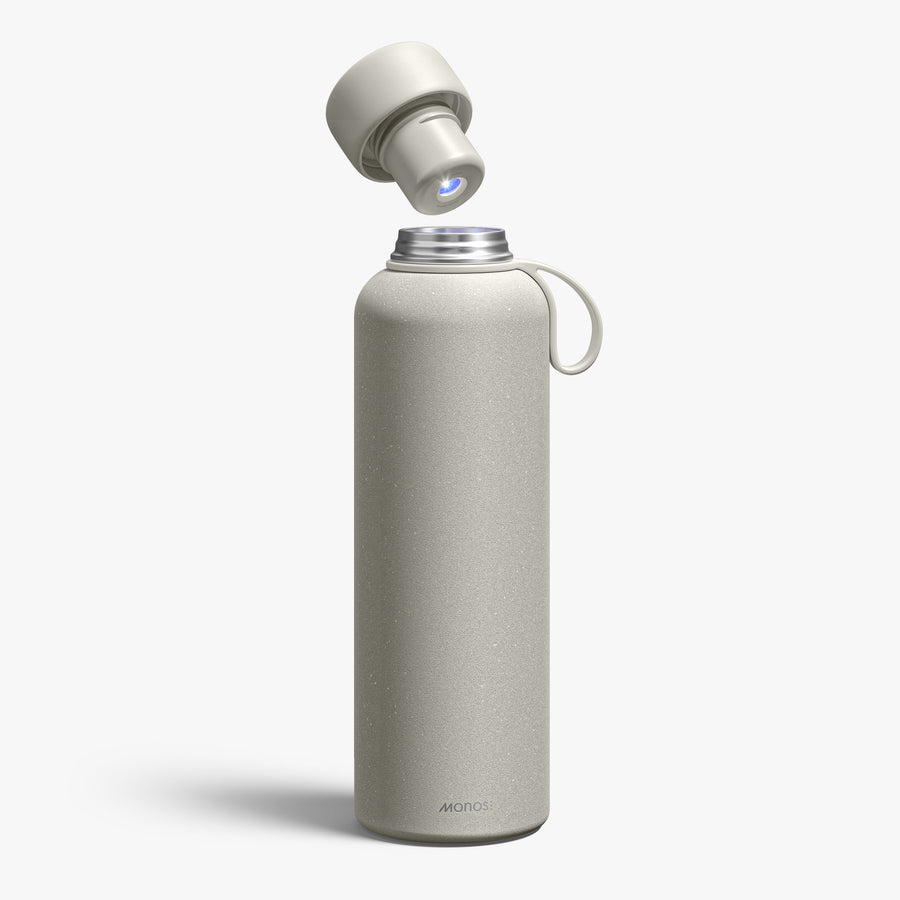 750 mL / Castle Rock | View of UVC light and lid of 750 mL Kiyo UVC Bottle in Castle Rock