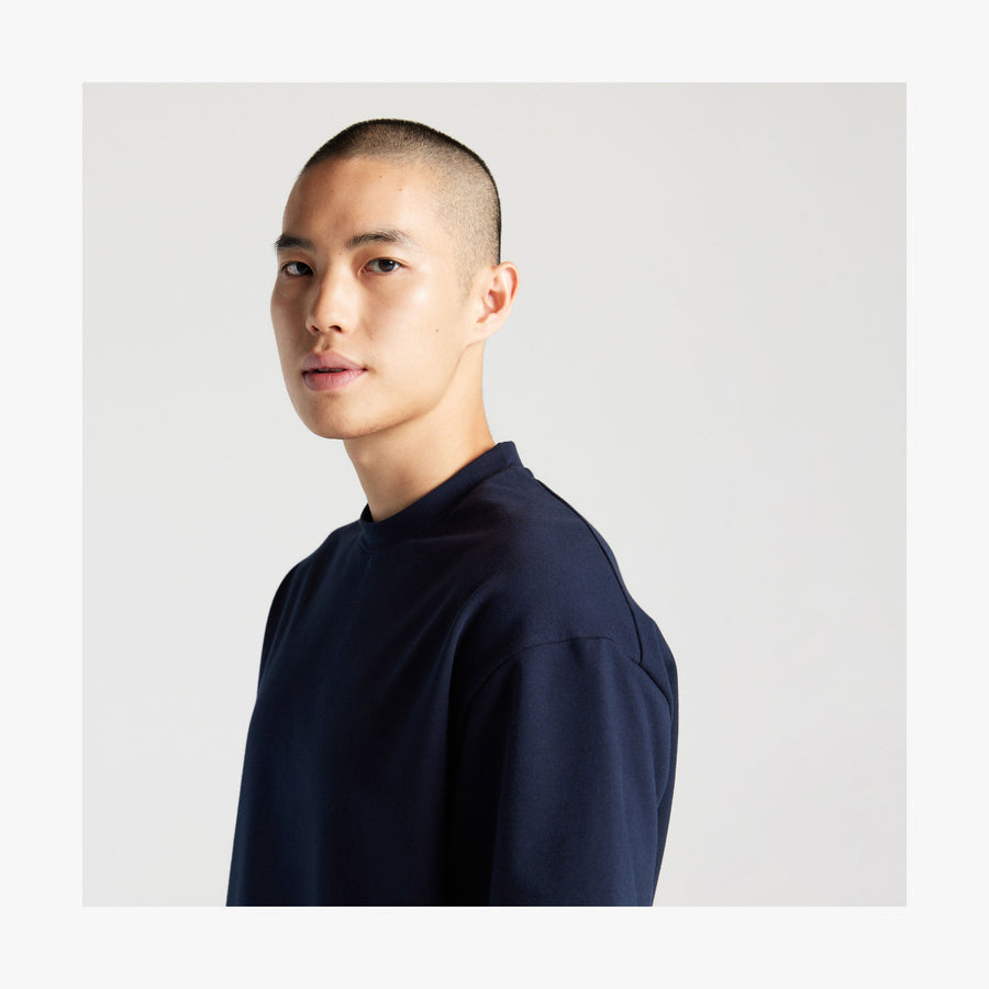 Navy | Shoulder view of man in Kyoto Short Sleeve in Navy