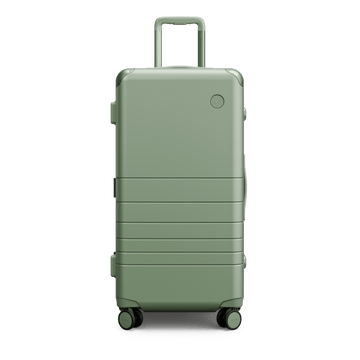 Front view of Hybrid Trunk in Mint