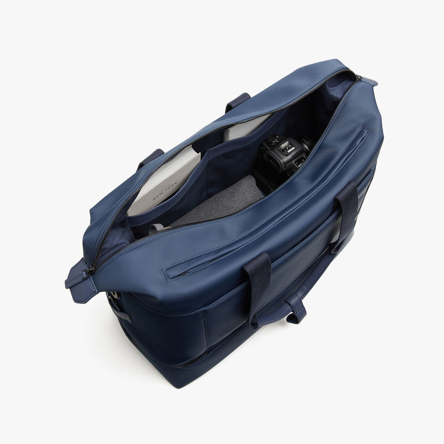 Oxford Blue | Interior pocket view of Metro Weekender in Oxford Blue