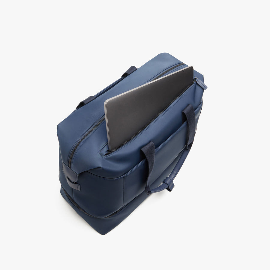 Oxford Blue | Laptop sleeve view of Metro Weekender in Oxford Blue
