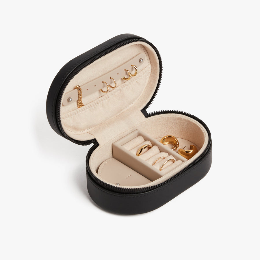 Carbon Black (Vegan Leather) | Travel Jewelry Case in Carbon Black