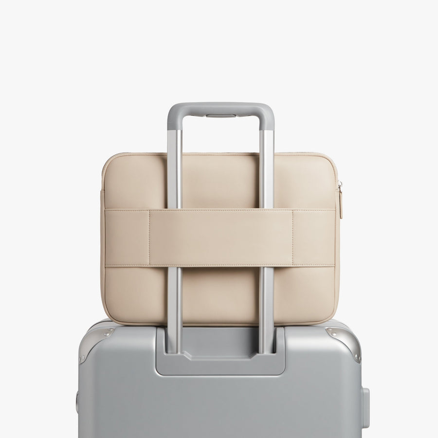 16-inch / Ivory (Vegan Leather) | Metro Laptop Sleeve in Ivory