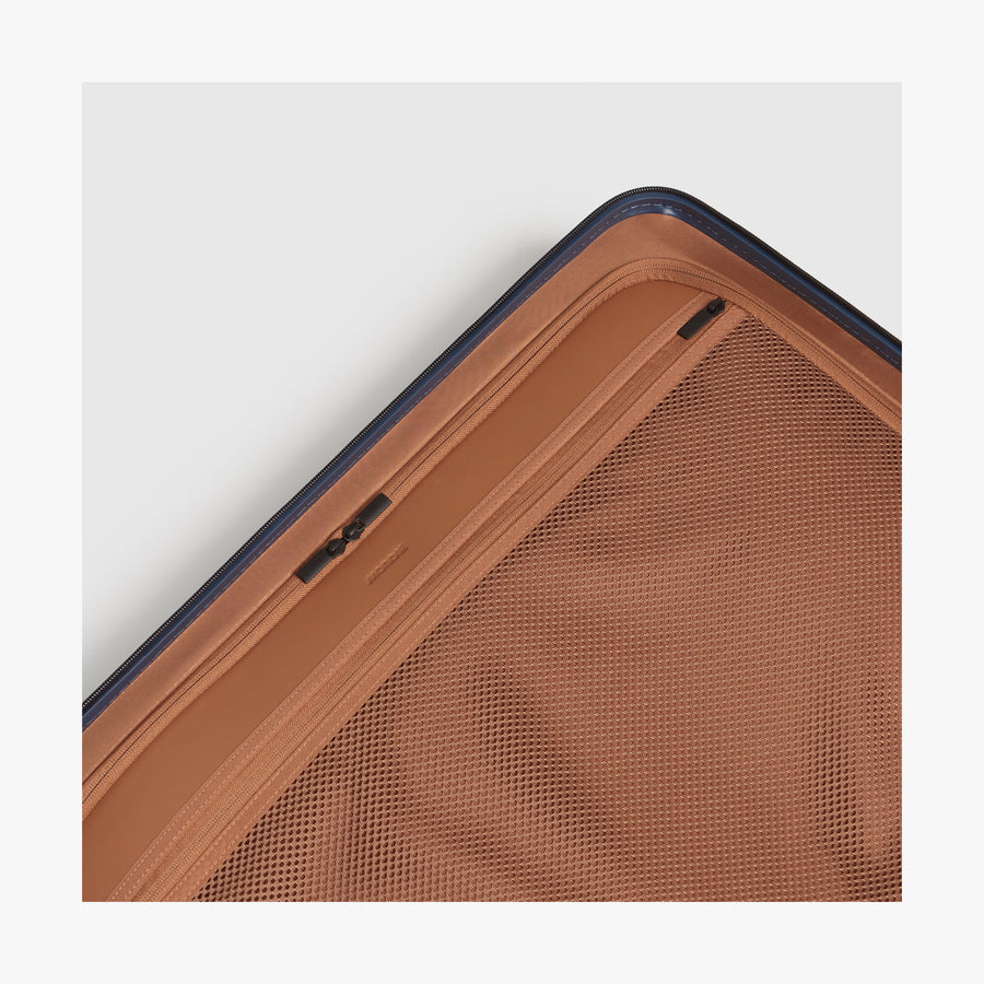 Arles Blue (Glossy) | Close up of inside view of Check-In Medium in Arles Blue