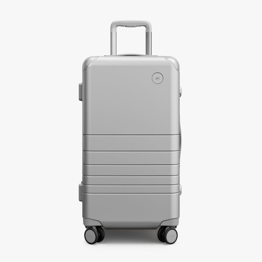 Silver | Front view of Hybrid Trunk Medium in Silver