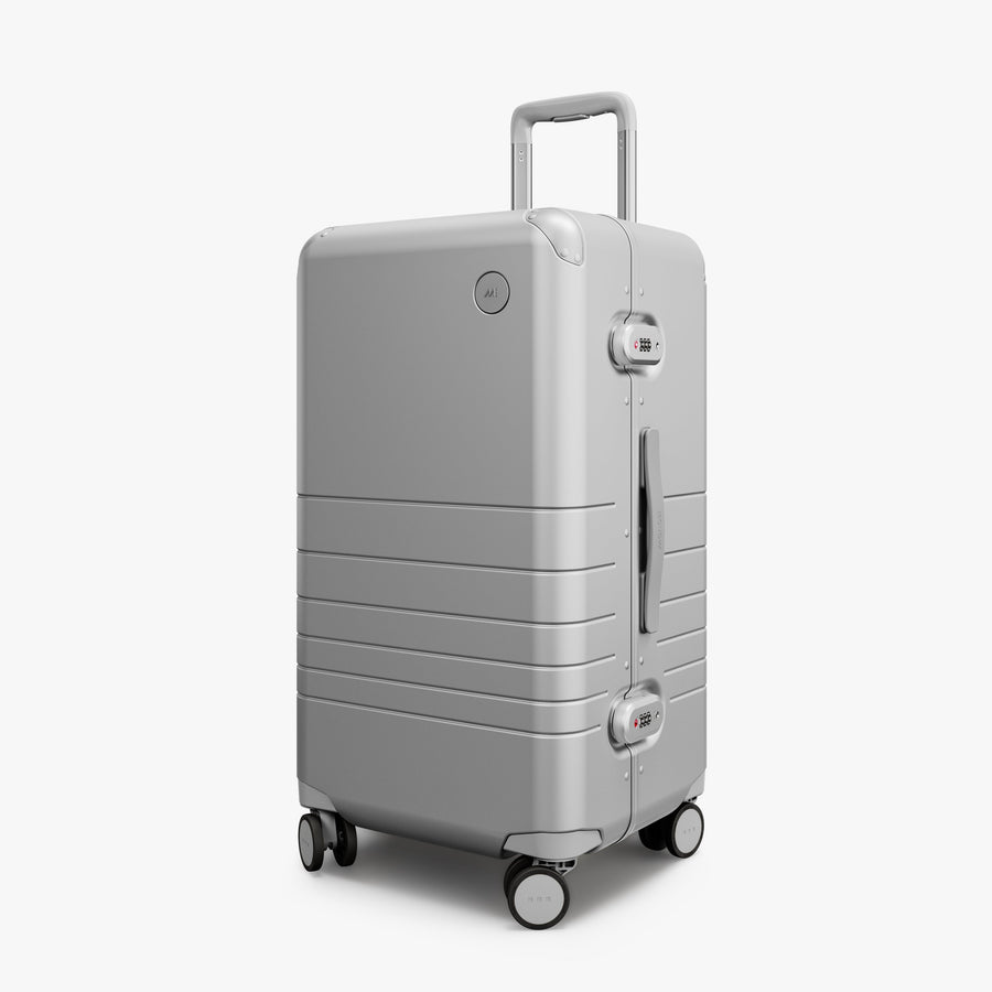 Silver | Angled view of Hybrid Trunk Medium in Silver