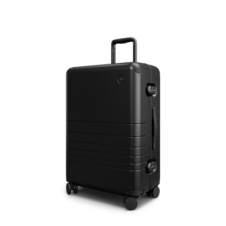 Obsidian Hover | Angle view of Hybrid Check-In Medium in Obsidian