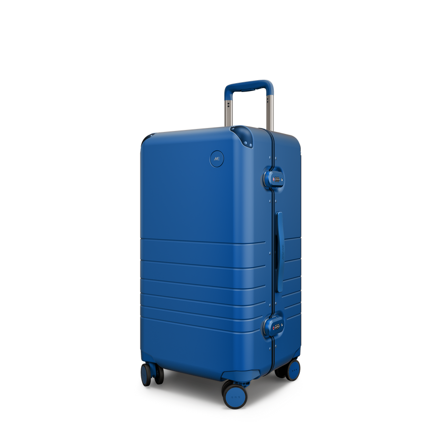 Coastal Blue Hover | Angle view of Hybrid Trunk Medium in Coastal Blue