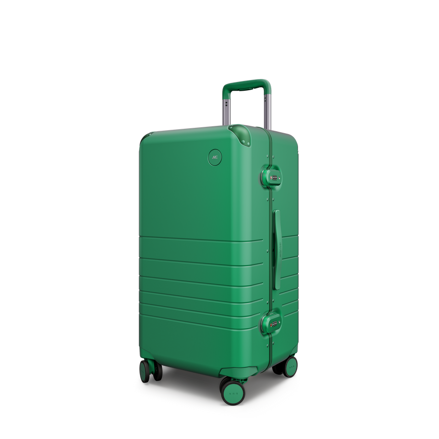 Jungle Green Hover | Angle view of Hybrid Trunk Medium in Jungle Green