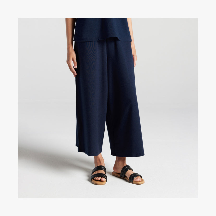 Navy | Front view of Sevilla Pants in Navy